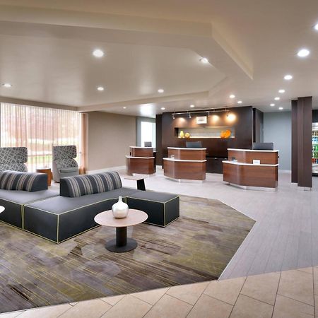 Courtyard By Marriott Charlotte Airport Loso Exterior photo