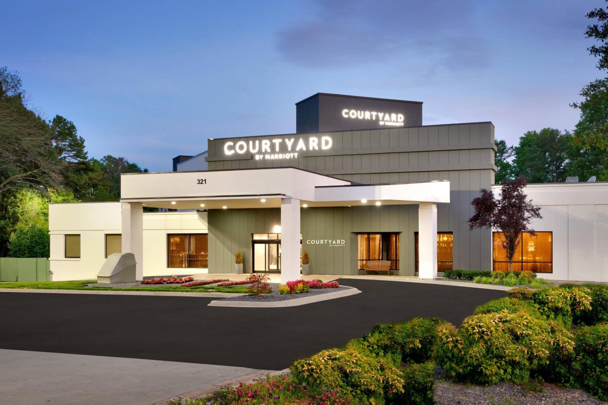 Courtyard By Marriott Charlotte Airport Loso Exterior photo